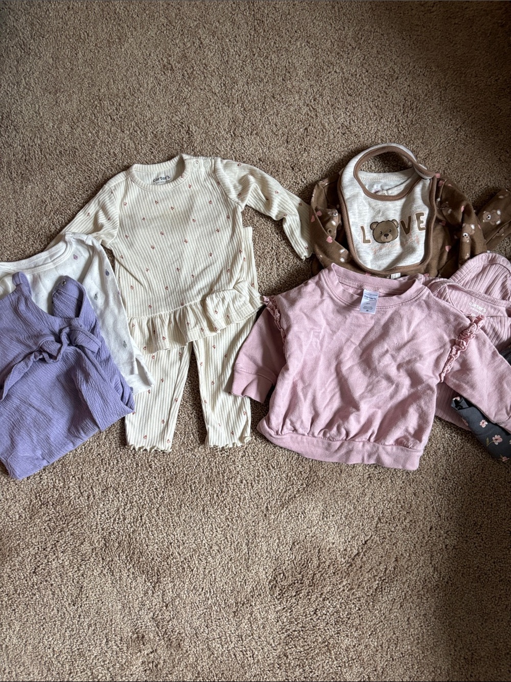 Set of Baby Girls Clothes - 6 months